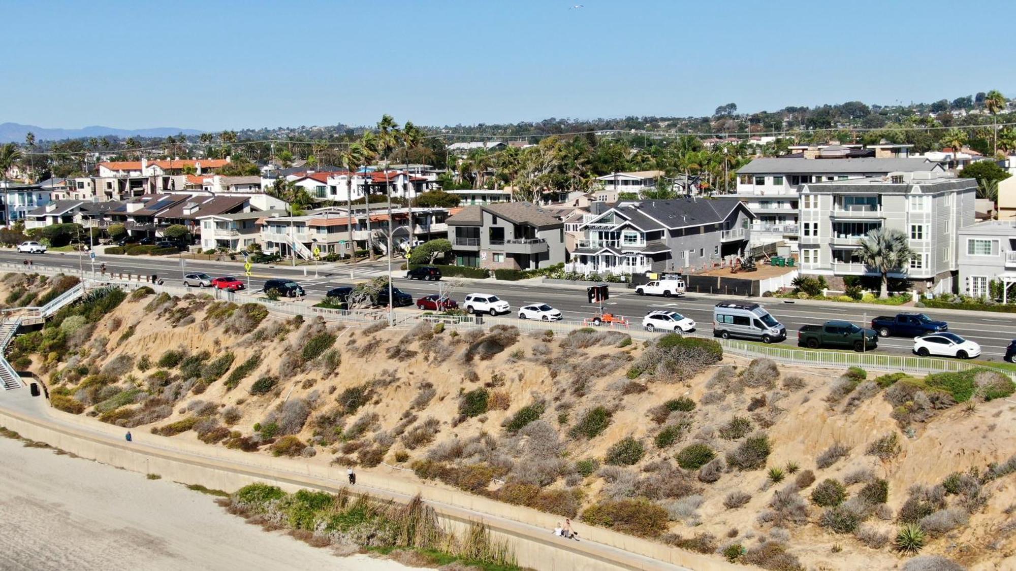 3636 Carlsbad Blvd - Upper Exterior foto